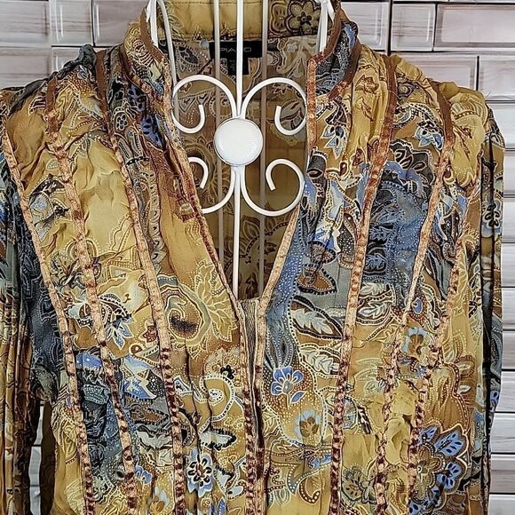 Piano long sleeved top Size S - Picture 2 of 13